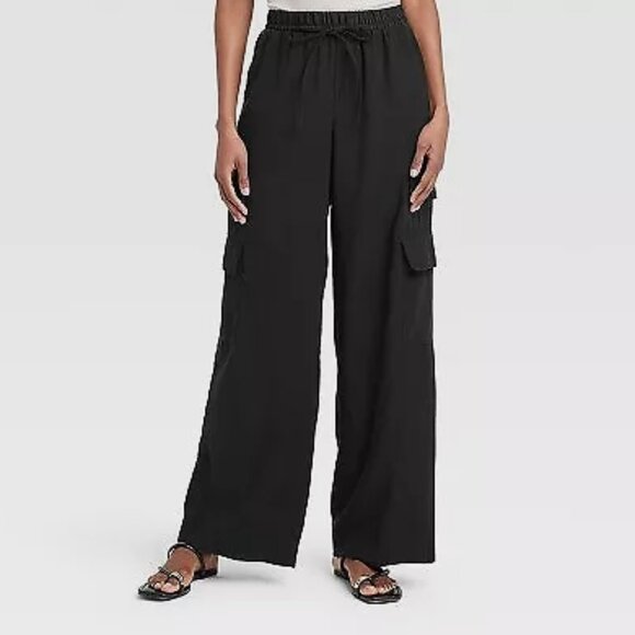 NWT Women's High-Rise Wide Leg Cargo Pants - A New Day Black - Picture 2 of 3